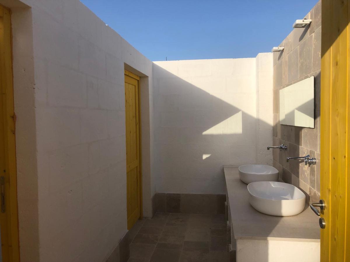Mazzara Farm Bed and Breakfast Manduria Εξωτερικό φωτογραφία