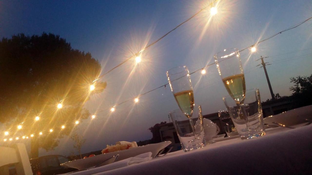Mazzara Farm Bed and Breakfast Manduria Εξωτερικό φωτογραφία
